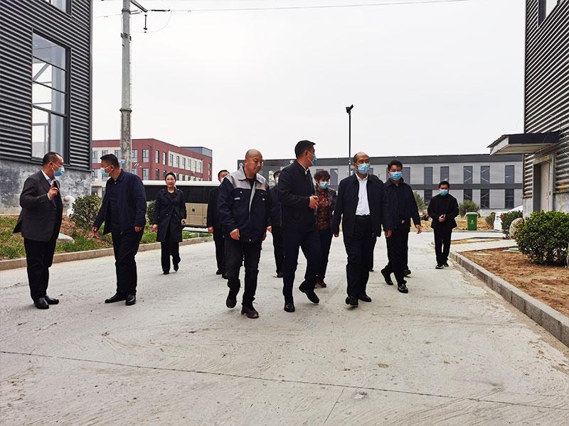 泰安市委常委、副市長(zhǎng)、新能源產(chǎn)業(yè)鏈鏈長(zhǎng)常緒擴(kuò)調(diào)研山東旭德新能源科技有限公司